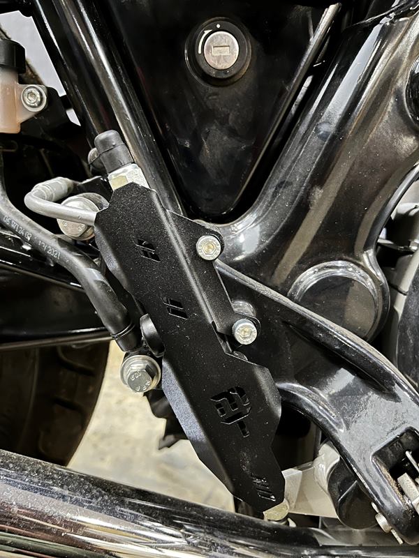 Moto-Torque-Interceptor-650-Gt-650-Rear-Master-Cylinder-Guard-3