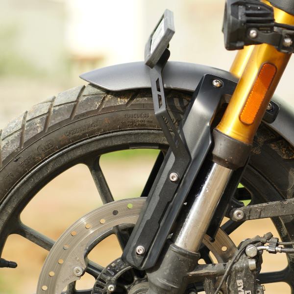Moto-Torque-Number-Plate-Holder-For-Triumph-Scrambler-400x-2
