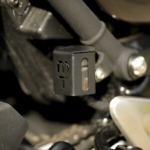 Moto-Torque-Reservoir-Oil-Guard-For-Triumph-Speed-400-2