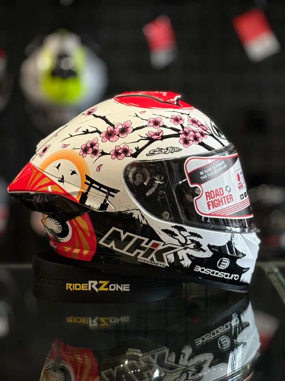 6ed56890-d5ca-47da-8ed4-f1afe32c98b8