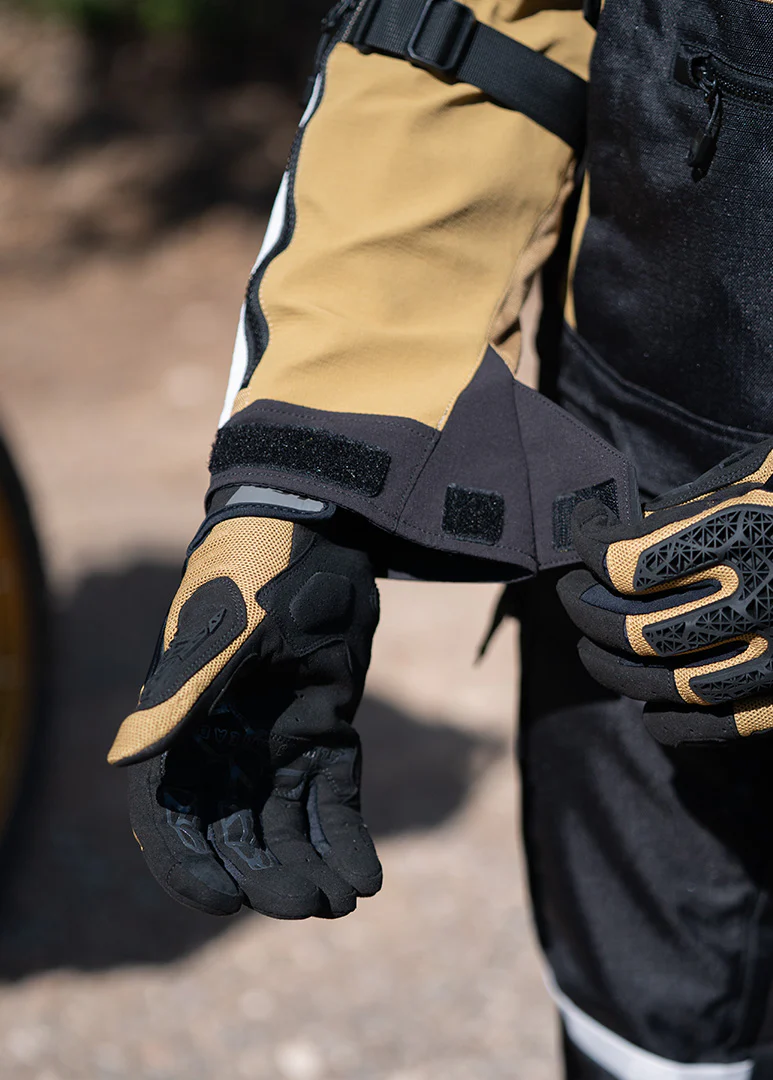 D1B0B3-E839E2-1754899658 D1B0B3-E839E2-1754899658