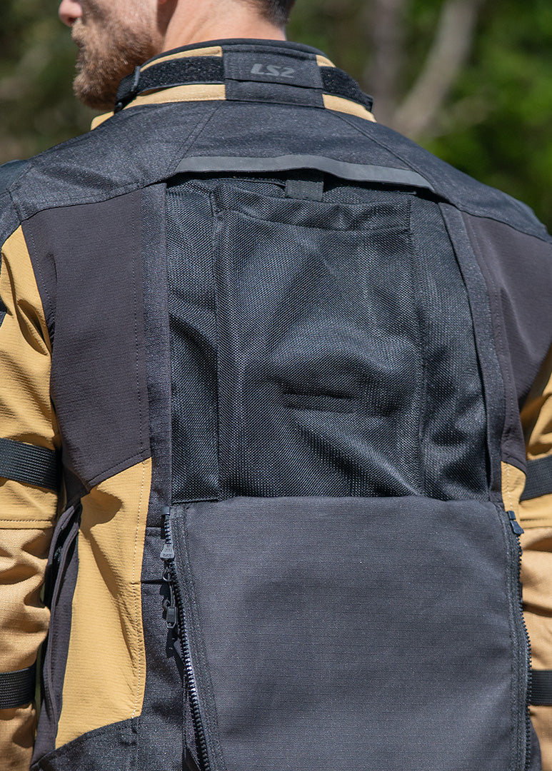 E7CFB9-FC1C4B-1754899667 E7CFB9-FC1C4B-1754899667