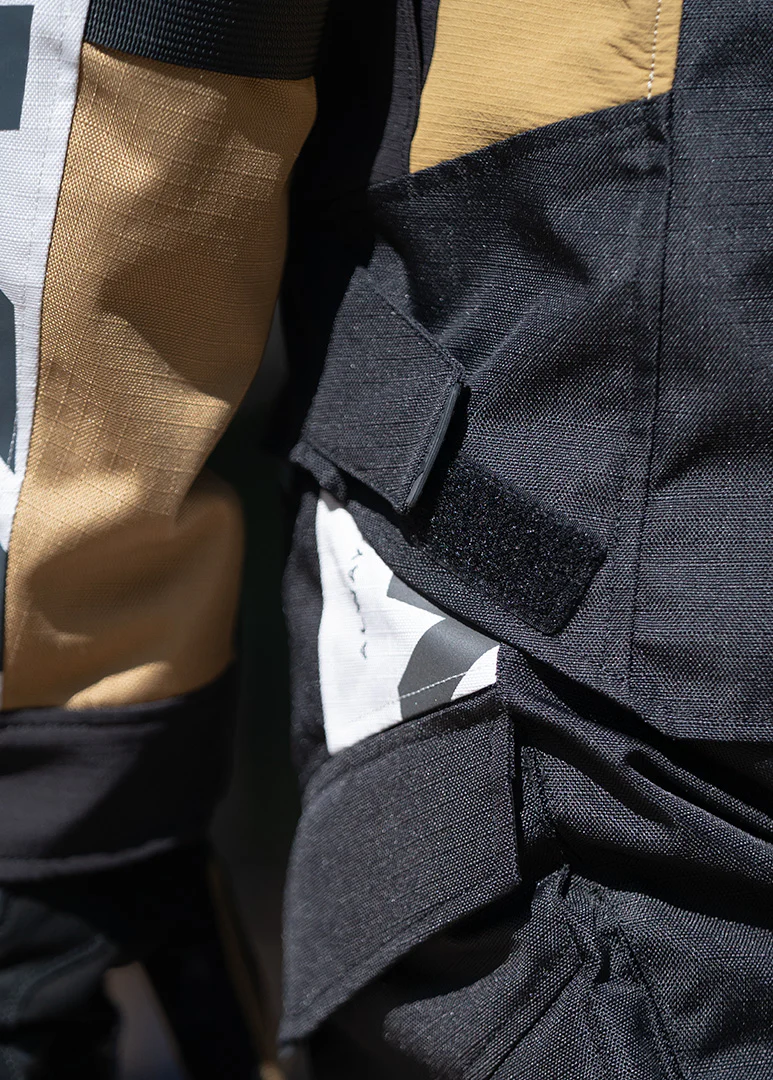 F23527-D553BA-1754899660 F23527-D553BA-1754899660