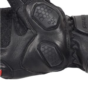 RIVAL-CARBON-BLACK-13-min_b9459b61-0d2d-48ec-baef-b3e5a140c78e